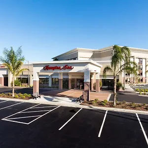 Hampton Daytona Speedway-airport Hotel