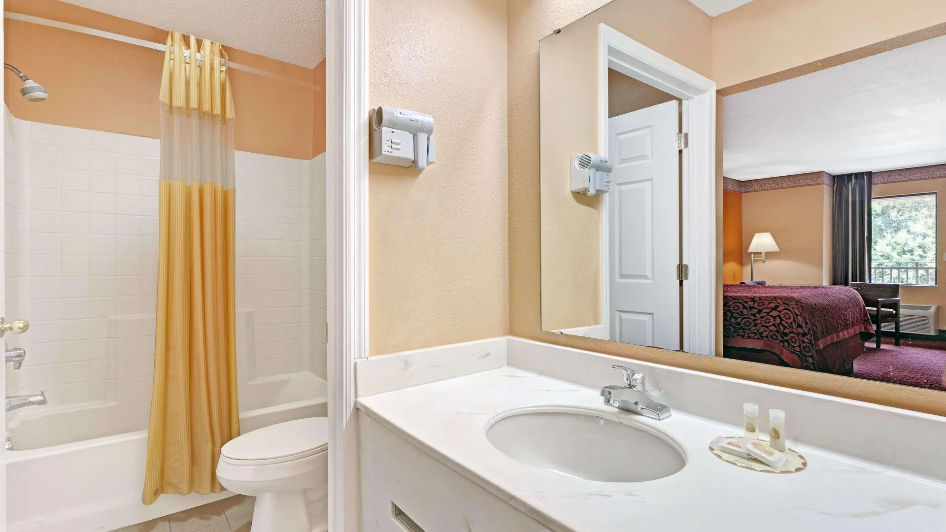 Sunset Inn Daytona Beach 2*,  United States